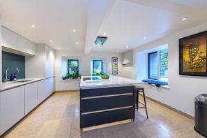 Kitchen- click for photo gallery